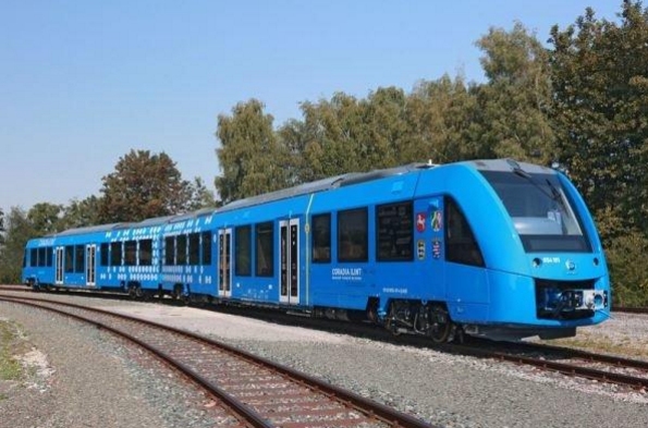 اولین قطار هیدروژنی جهان در آلمان