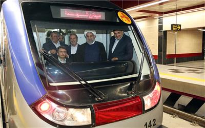 بهره برداری از ۳ ایستگاه خط شش متروی تهران